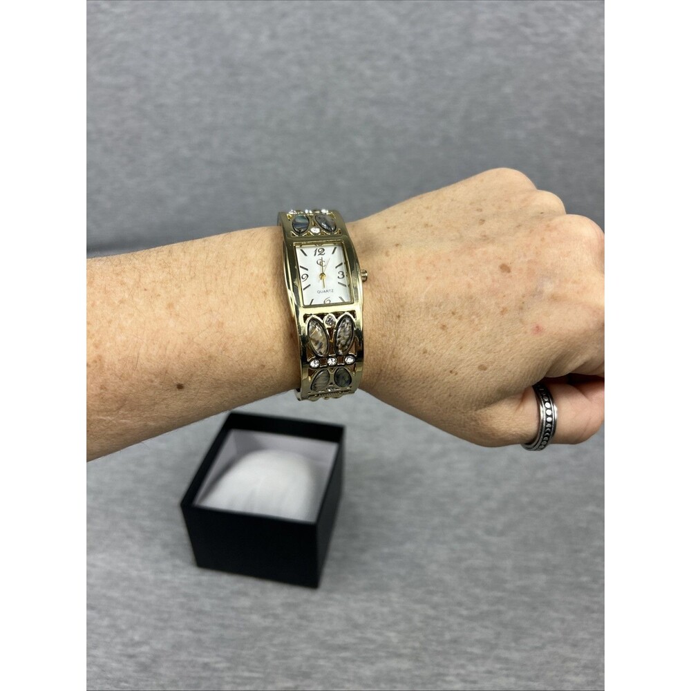 GOLD COAST Ladies Goldtone Quartz Watch With Inset Crystals, No Battery - Picture 6 of 15